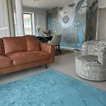 Spacious And Modern With Open Sea View Apartamento