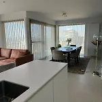 Spacious And Modern With Open Sea View Ostende