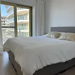 Spacious And Modern With Open Sea View Ostende