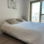 Spacious And Modern With Open Sea View Apartamento