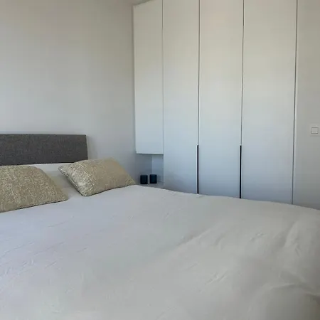 Appartement Spacious And Modern With Open Sea View