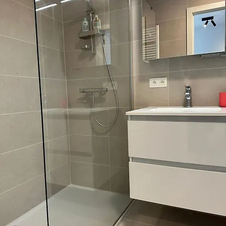 Spacious And Modern With Open Sea View * אוסטנדה