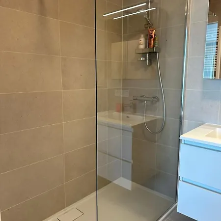 Spacious And Modern With Open Sea View דירה *