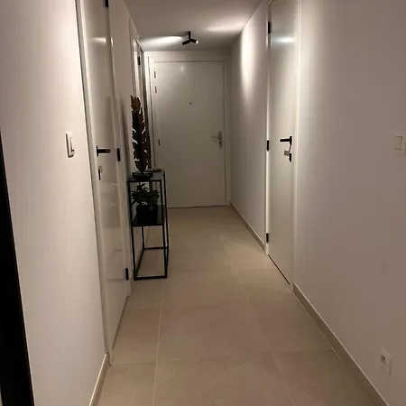 Spacious And Modern With Open Sea View Appartement *