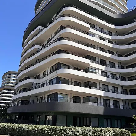 Spacious And Modern With Open Sea View Appartement