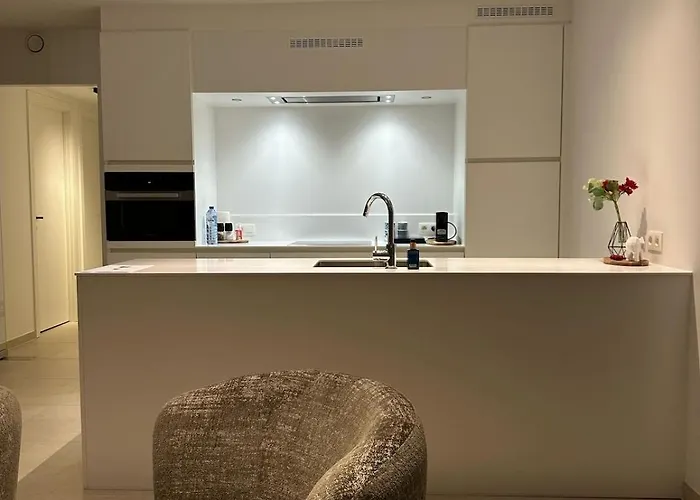 Spacious And Modern With Open Sea View