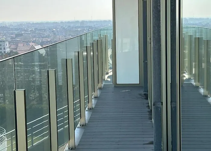 Spacious And Modern With Open Sea View Appartement