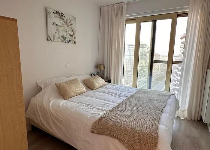Spacious And Modern With Open Sea View Appartement