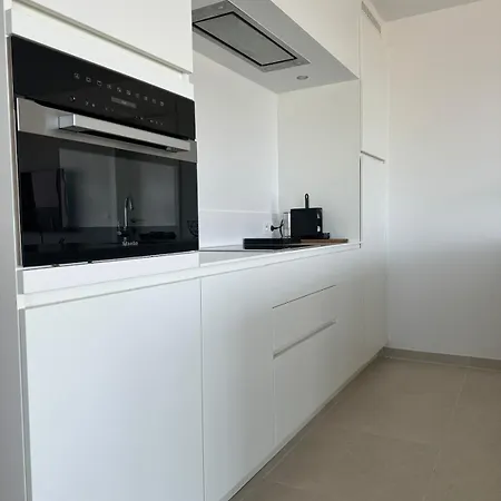 Spacious And Modern Apartment With Open Sea View