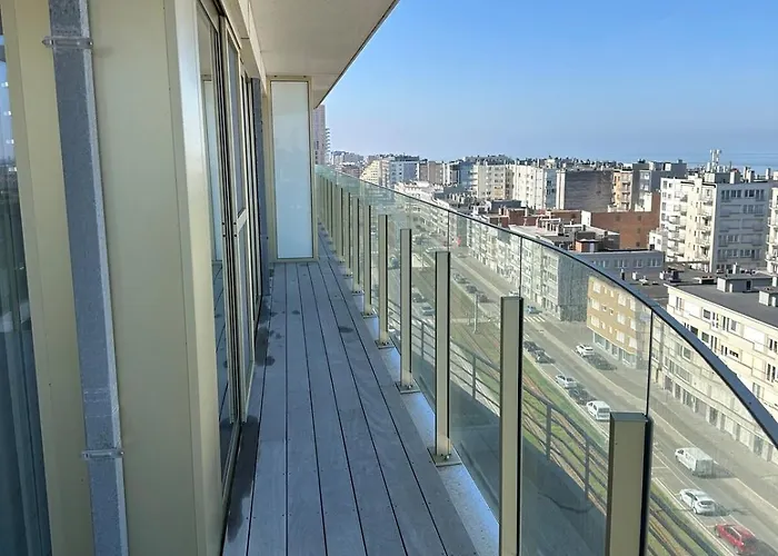 Spacious And Modern With Open Sea View Apartment *