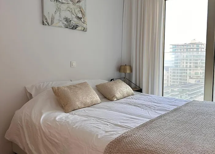 Spacious And Modern With Open Sea View *